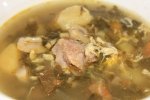 Зеленый борщ со щавелем и грибами