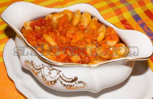 фасоль, тушенная с овощами фасоль, тушенная с овощами