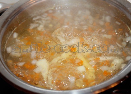 бульон с овощами