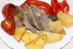 Телятина, запеченная с овощами в рукаве