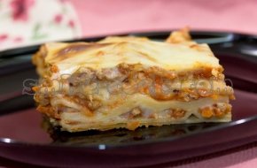 Лазанья по-болонски