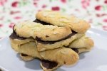 Миндальные полоски с шоколадом