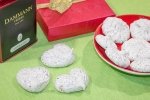 Меренги (безе) с шоколадной крошкой